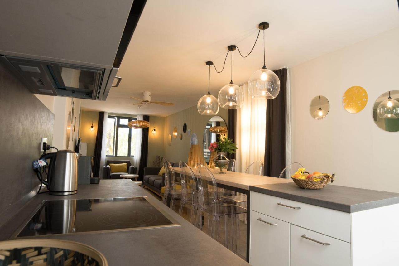 Luxury Modern - Excellent Location 50m From The Beach, Restaurants, Bars, Shops *